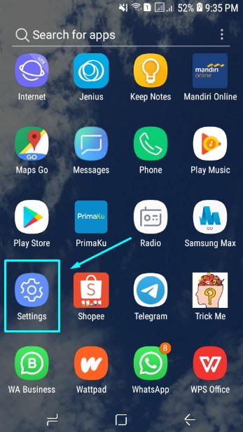 1. Buka menu Setting di HP