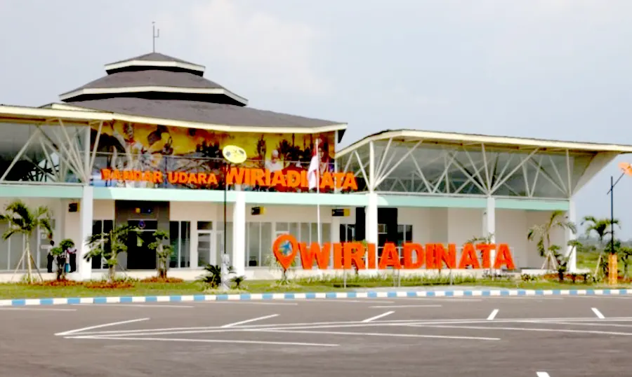 Bandara Wiriadinata di Jawa Barat