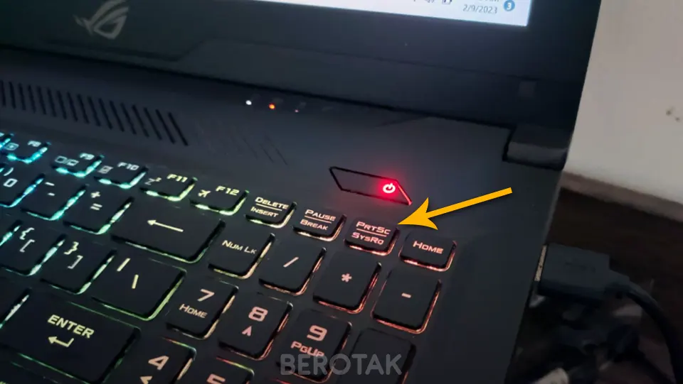 Screenshot Laptop Menggunakan PrtSc